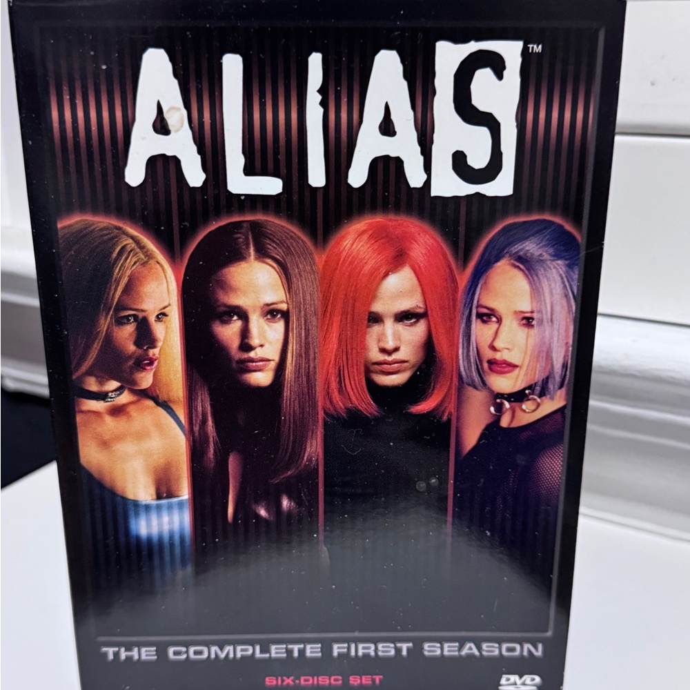 📀 Spy Thrilling, Exciting Alias – Season One DVD Box Set 🔥 - Picture 2 of 13